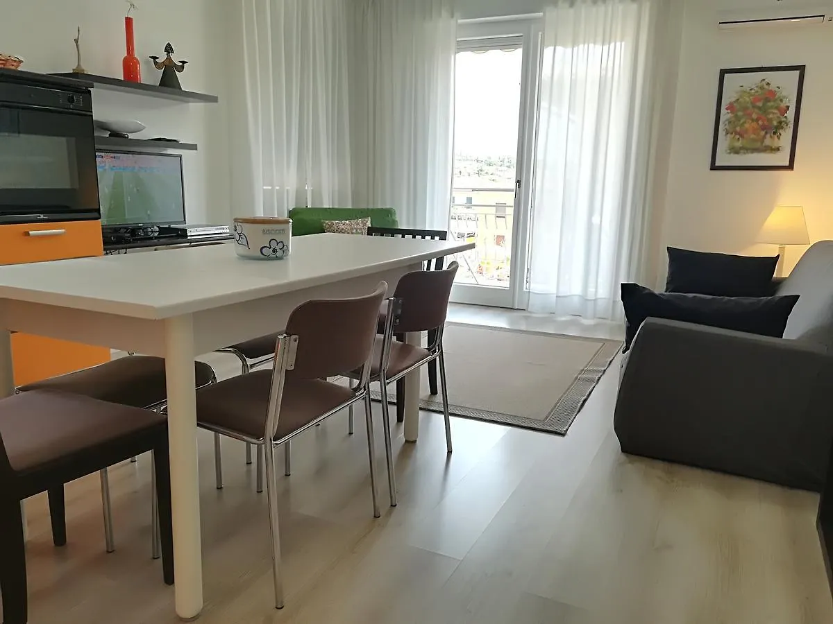 Sweet Irene Deluxe Apartment Bardolino