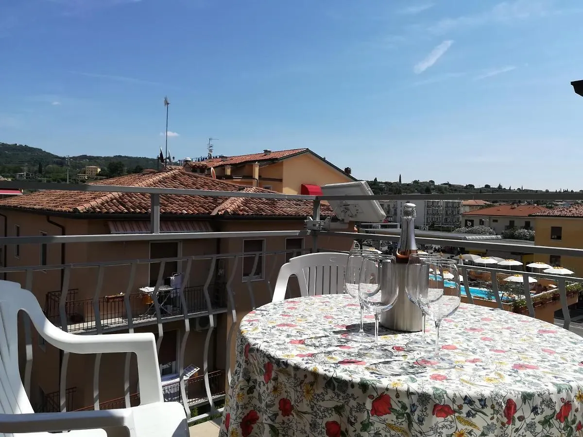 Sweet Irene Deluxe Apartment Bardolino Italy